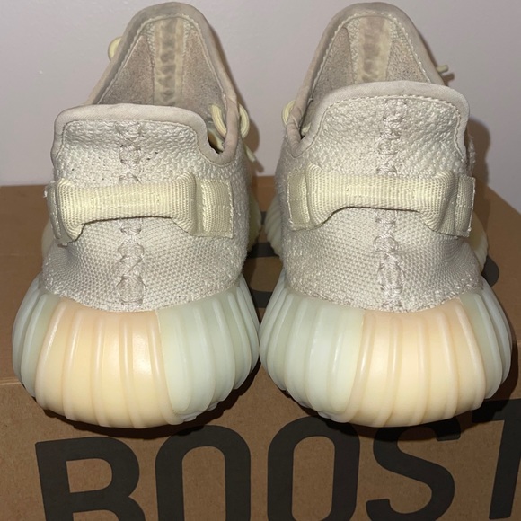 Yeezy 350 V2 “Butter” size 10 main image 5